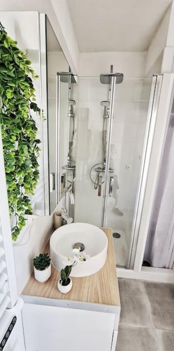 New #Boheme Chic# Pied De La Cite #2 Apartment การ์กาซอน ภายนอก รูปภาพ